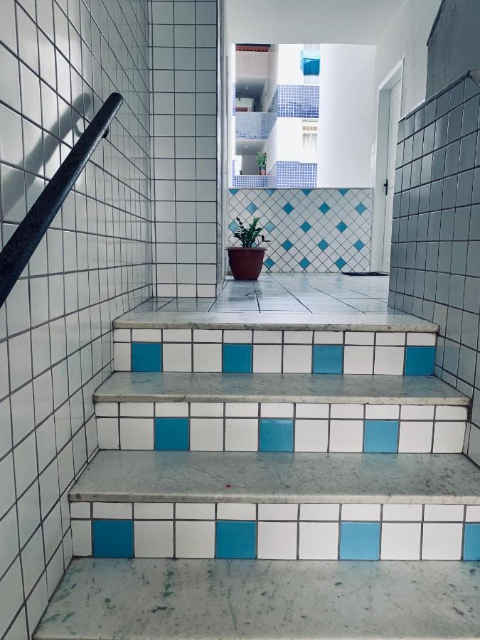 Stayhere! Fique Aqui! Apartamento 2/4 Mobiliado No Costa Azul :-) Салвадор Екстер'єр фото